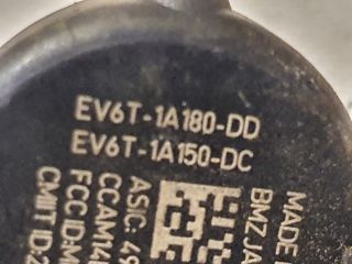 bontott FORD FOCUS III Okos Kerékszelep