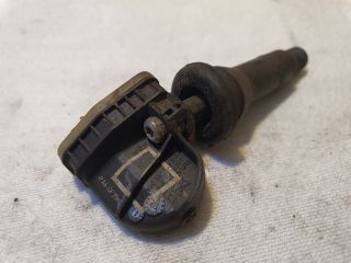 bontott FORD FOCUS III Okos Kerékszelep