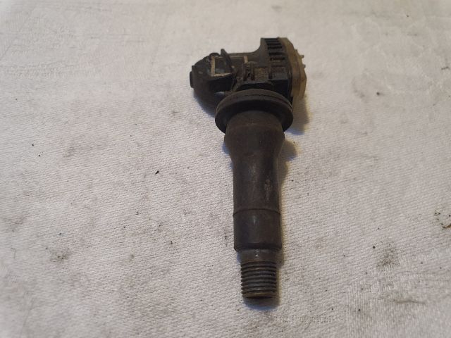 bontott FORD FOCUS III Okos Kerékszelep