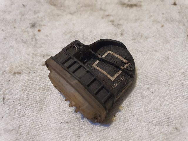 bontott FORD FOCUS III Okos Kerékszelep