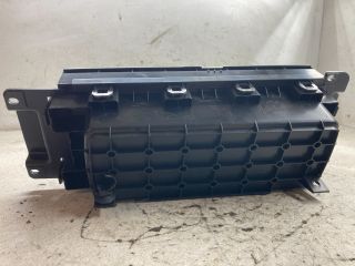 bontott FORD FOCUS III Pohártartó