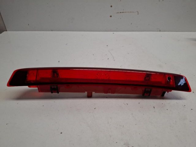 bontott FORD FOCUS III Pótféklámpa