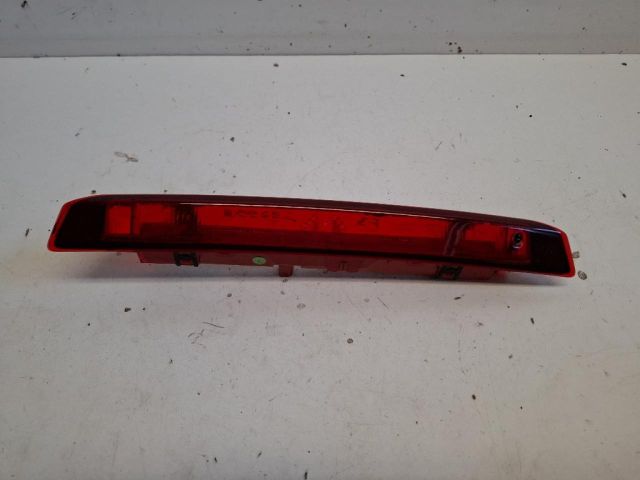 bontott FORD FOCUS III Pótféklámpa