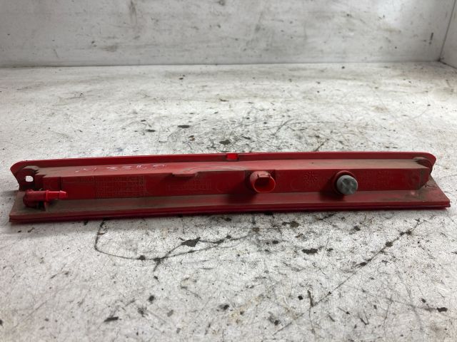 bontott FORD FOCUS III Pótféklámpa