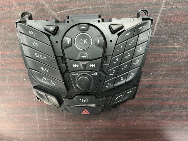 bontott FORD FOCUS III Rádió / CD Kapcsoló