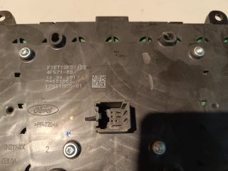 bontott FORD FOCUS III Rádió / CD Kapcsoló