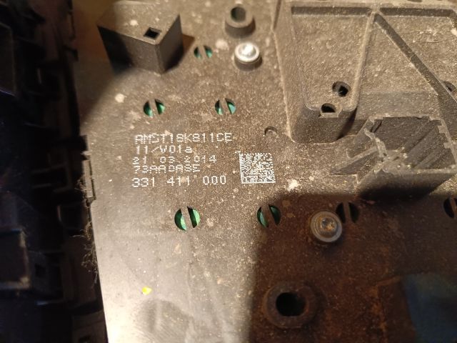 bontott FORD FOCUS III Rádió / CD Kapcsoló