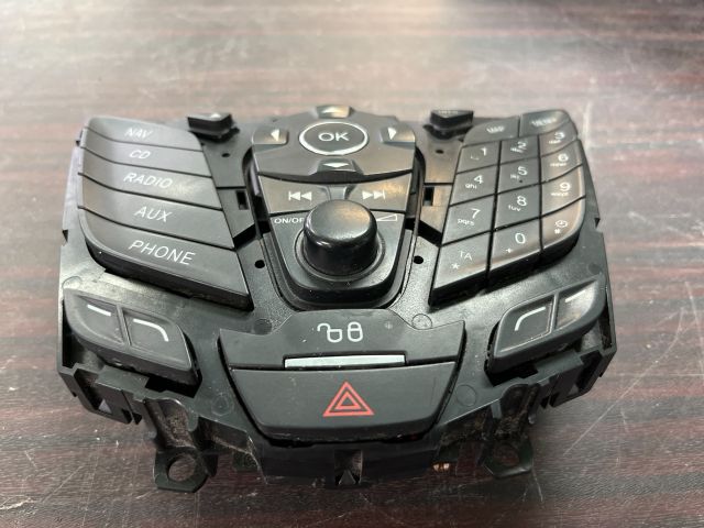 bontott FORD FOCUS III Rádió / CD Kapcsoló