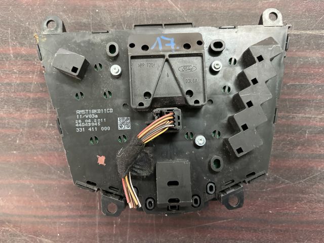 bontott FORD FOCUS III Rádió / CD Kapcsoló