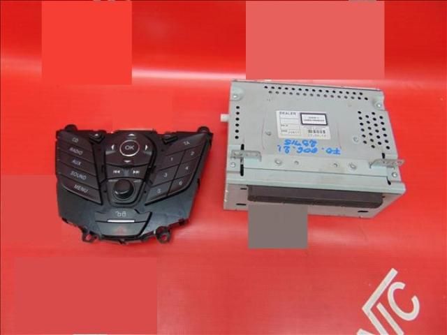 bontott FORD FOCUS III Rádió / CD