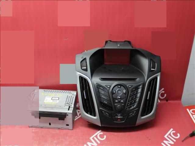 bontott FORD FOCUS III Rádió / CD