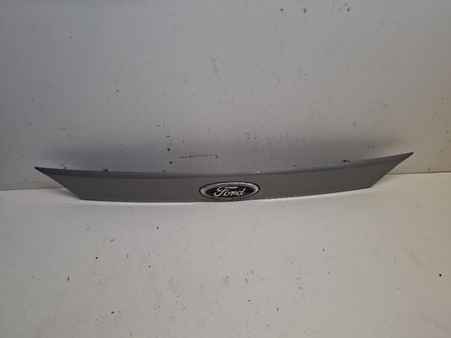 bontott FORD FOCUS III Rendszámtábla Világítás Keret