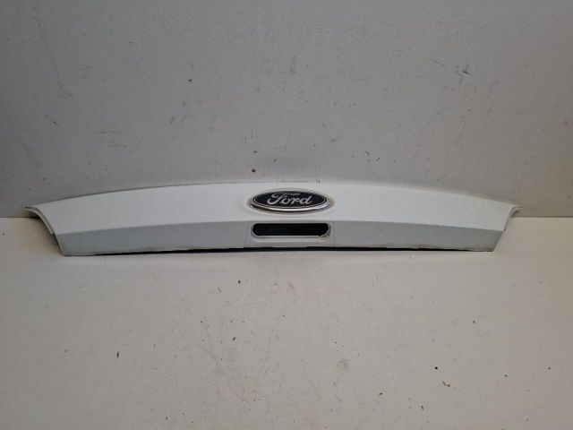 bontott FORD FOCUS III Rendszámtábla Világítás Keret