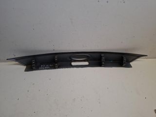 bontott FORD FOCUS III Rendszámtábla Világítás Keret