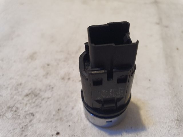 bontott FORD FOCUS III Start / Stop Indító Gomb