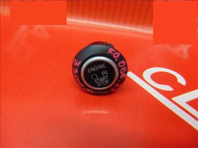 bontott FORD FOCUS III Start / Stop Indító Gomb