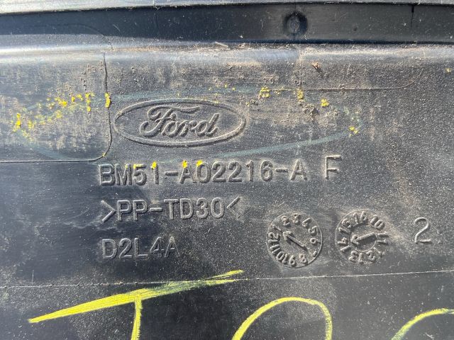 bontott FORD FOCUS III Szélvédő Alatti Műanyag Elem