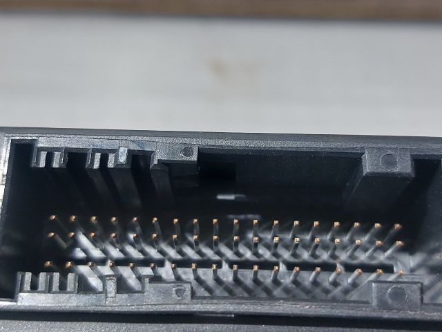 bontott FORD FOCUS III Telefon Elektronika