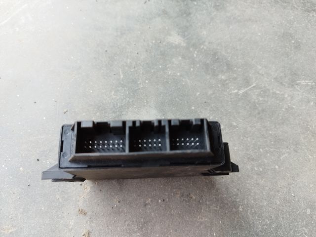 bontott FORD FOCUS III Tolatóradar Elektronika