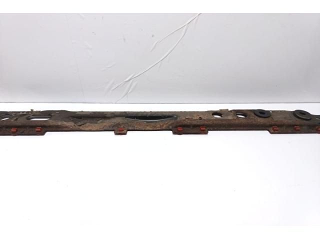 bontott FORD FOCUS III Vízhűtő Radiátor Tartó