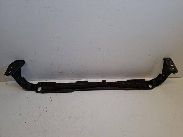 bontott FORD FOCUS III Vízhűtő Radiátor Tartó