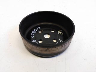 bontott FORD FOCUS III Vízpumpa Szíjtárcsa