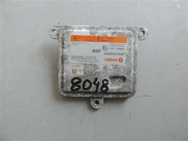 bontott FORD FOCUS III Xenon Trafó