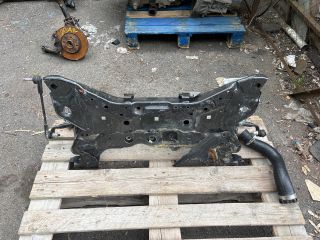 bontott FORD FOCUS IV Első Bölcső