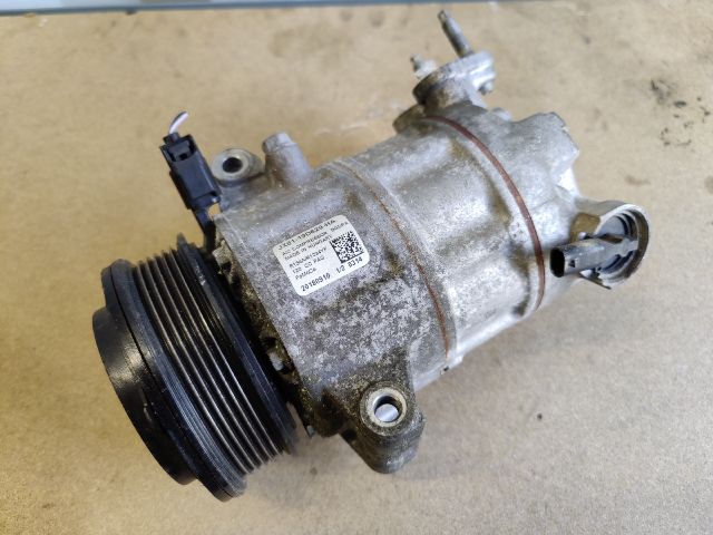 bontott FORD FOCUS IV Klímakompresszor