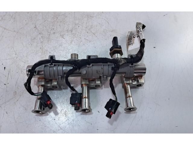 bontott FORD FOCUS IV Közösnyomócső