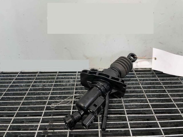 bontott FORD FOCUS IV Kuplung Munkahenger