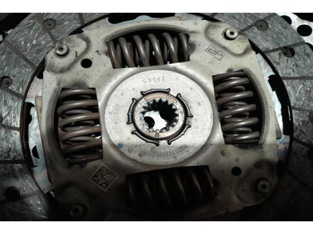 bontott FORD FOCUS IV Kuplung Szett (Szerkezet, Tárcsa)