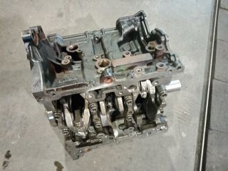 bontott FORD FOCUS IV Motorblokk (Fűzött)