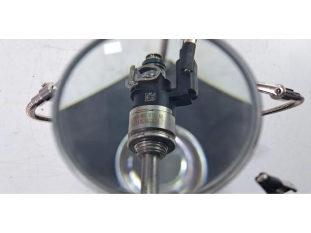 bontott FORD FOCUS IV Porlasztó (1 db)