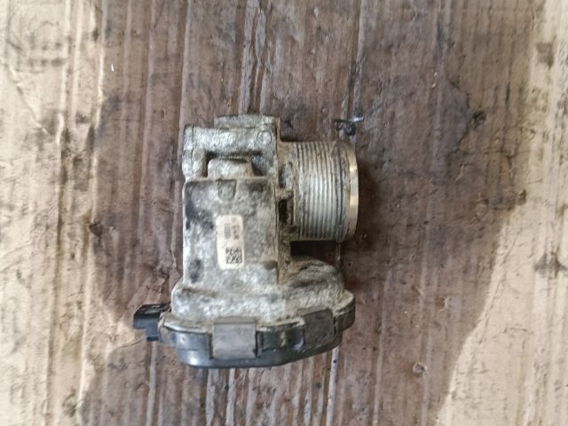 bontott FORD FOCUS IV Fojtószelep (Elektromos)