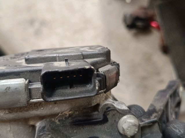 bontott FORD FOCUS IV Fojtószelep (Elektromos)