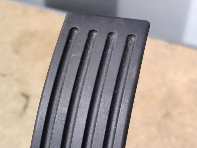 bontott FORD FOCUS IV Gázpedál (Elektromos)