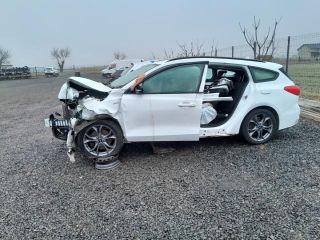 bontott FORD FOCUS IV Olajteknő