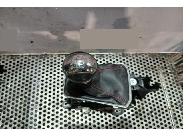 bontott FORD FOCUS IV Váltó Kulissza