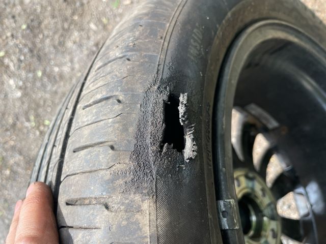 bontott FORD FOCUS IV Alufelni Szett Gumival