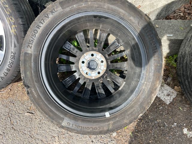 bontott FORD FOCUS IV Alufelni Szett Gumival