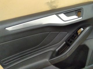 bontott FORD FOCUS IV Bal első Ajtó Kárpit