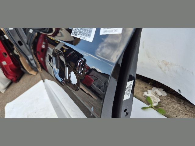 bontott FORD FOCUS IV Bal első Ajtó (Üres lemez)