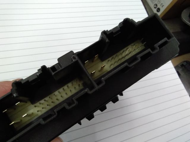 bontott FORD FOCUS IV Bal első Ajtó Vezérlőegység