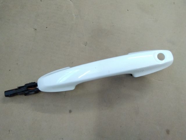 bontott FORD FOCUS IV Bal első Külső Kilincs