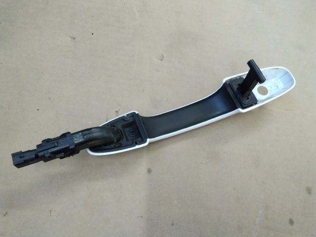 bontott FORD FOCUS IV Bal első Külső Kilincs