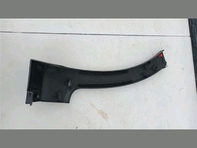 bontott FORD FOCUS IV Bal első Sárvédő Díszléc