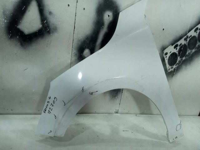 bontott FORD FOCUS IV Bal első Sárvédő