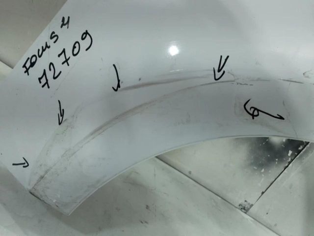 bontott FORD FOCUS IV Bal első Sárvédő