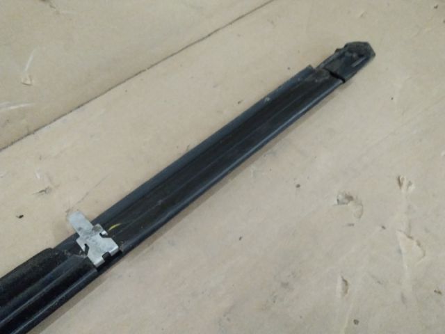 bontott FORD FOCUS IV Bal első Vízlehúzó Gumicsík